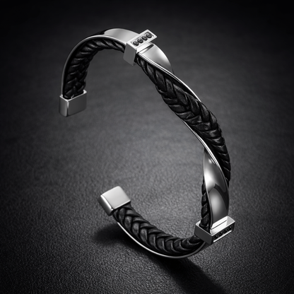 VELTOR REFINED CUFF BRACELET