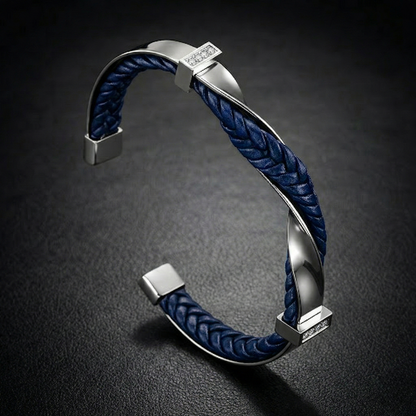 VELTOR REFINED CUFF BRACELET
