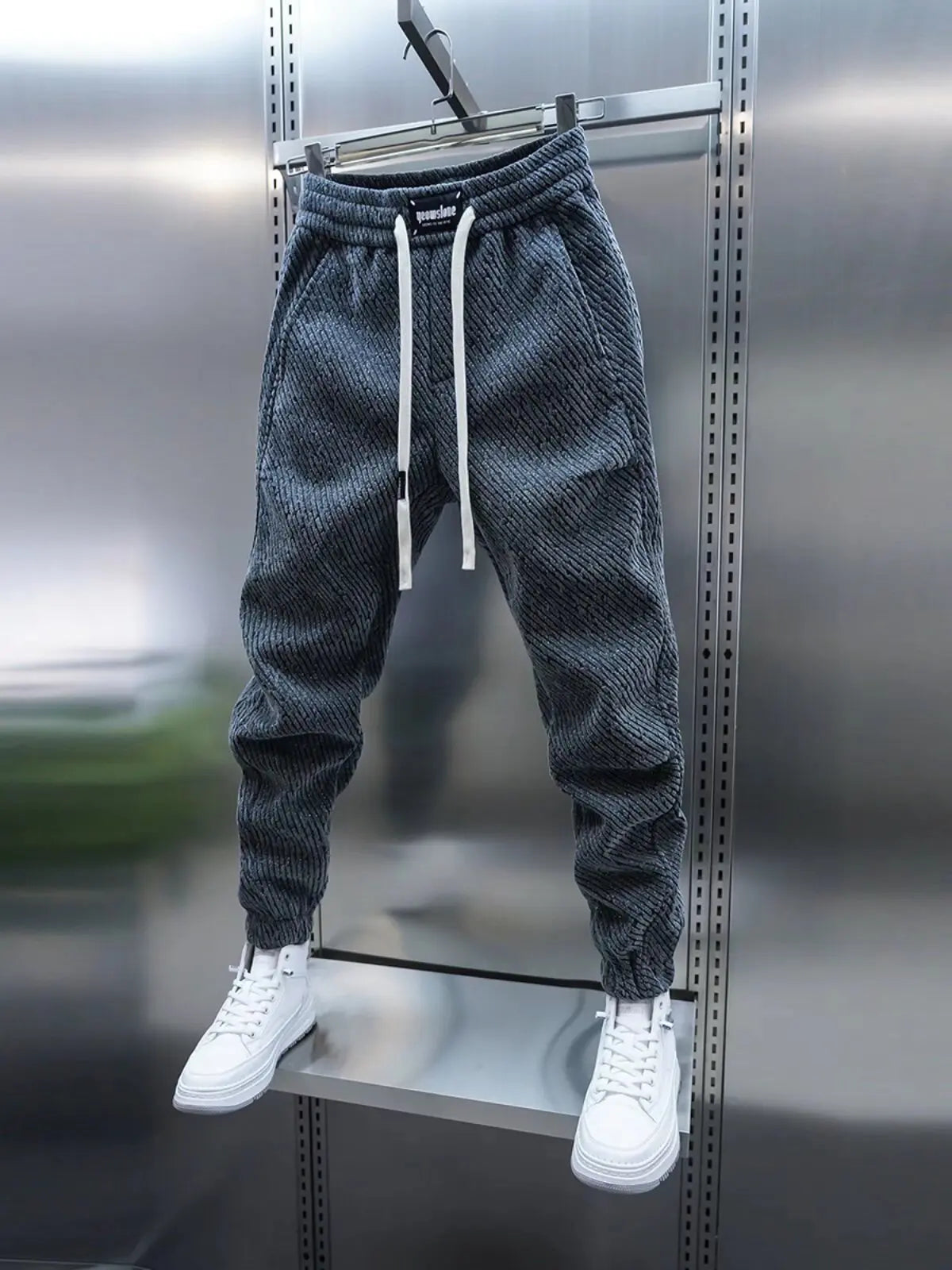 Averon Tapered Jogger